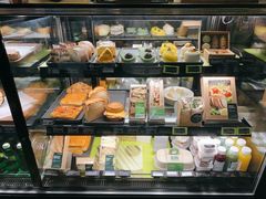 面包甜点陈列柜-星巴克臻选(宁波天一广场店)