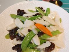 -年辉渔村·非遗传承餐厅(新丰江店)
