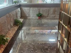 -海鲨湾海鲜会馆(百家湖1912店)