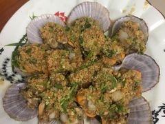 蒜茸扇贝-天伦海鲜·老味道·青岛菜(栈桥天主教堂店)