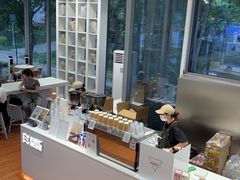 -Manner Coffee(徐汇滨江店)