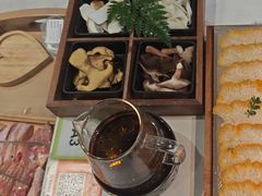 -花菇朵 ll 野生菌锅·精品滇菜(后沙峪店)