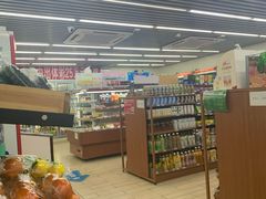 -全家便利店(莲花池东路店)