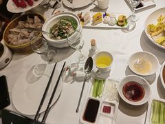 -贝勒爷·酥不腻烤鸭
