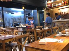 大堂-疆里疆外·和田烤肉·清真