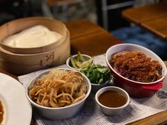 薄饼卷德式猪肘-宝莱纳餐厅(滨江店)