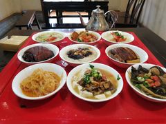 -蓝田九大碗民俗食府(蓝田店)