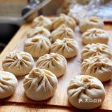 第一次从发面，调馅儿，到包包子，蒸包子，出锅