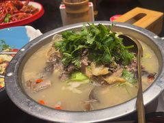 -川流不息·地道川菜·小龙虾(新松江路店)