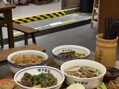 -矮子粉店1985·长沙米粉(湘春路店)