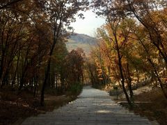 -九鼎铁刹山风景区