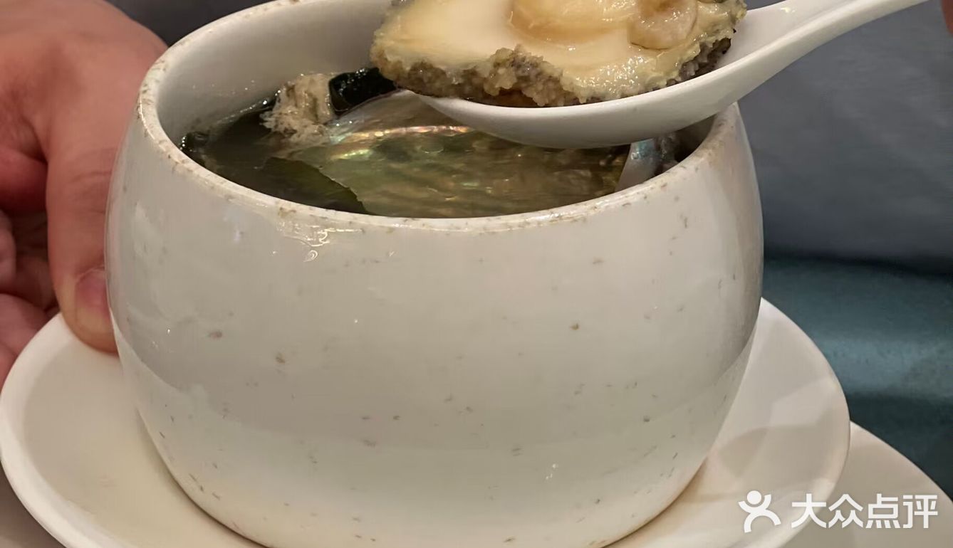 在广州富人区二沙岛品味精美粤菜，正呀😋