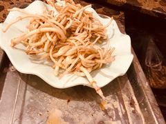 -肖肖酸萝卜鱼火锅(总店)