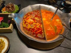 -湊湊火锅·茶憩(杭州湖滨银泰in77店)