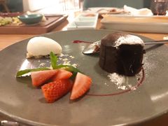 熔岩巧克力蛋糕配冰淇淋-EN SPACE恩空间