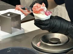 -喜茶(上海打浦桥日月光gelato lab+店)