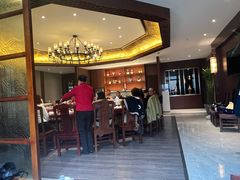 -梅花香里大酒店(郁金香路店)