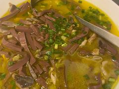 -江宴渔村·鱼鲜土菜(紫荆广场店)