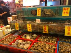 -鲜入围煮花胶鸡海鲜火锅