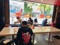 大堂-麦当劳(四川北路店)