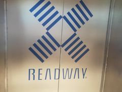 -上海三联书店READWAY(华中首店)
