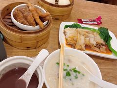 -广东小美食(果戈里大街店)