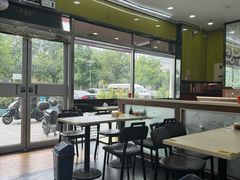 -龙记桂林米粉(财满街店)