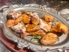 -LESCEDARS Brasserie Bistro香柏树