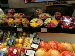 -每日新鲜水果吧(芮欧百货店)