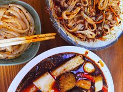 -不起眼麻辣烫凉皮店