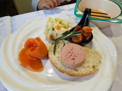 三宝乐特色小吃拼盘-新侨三宝乐西餐厅(崇文门店)