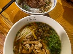 -矮子粉店1985·长沙米粉(湘春路店)