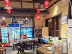 -富正毅三下锅·湘西韵味(天门山索道店)