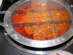 -井格重庆火锅(西直门凯德Mall店)