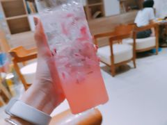 -藏猫猫咖啡主题馆(中央大道店)