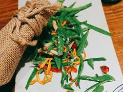 -云海肴·汽锅鸡·云南菜(天山百盛优客店)