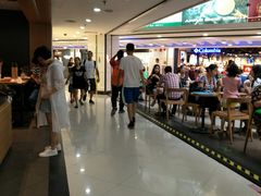 星巴克(中华广场店-星巴克(广州中华广场B1层店)