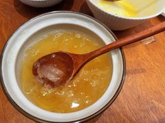 冰糖银耳炖雪梨-小团圆糖水铺(襄阳南路店)