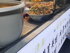 面包甜点陈列柜-清真马乐贝腊牛肉蛋黄菜夹馍(马蓉洒金桥店)