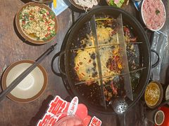 -周小明火锅(黑金冠社区店)