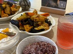 -轻蔬不用等·素食(江苏路店)