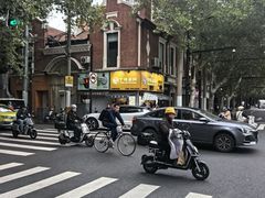 -卞姐蛋饼(陕西南路店)