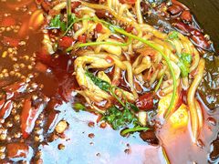 -鸿顺老铁锅美蛙鱼府(解放碑店)