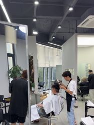 -DK SALON连锁专业烫染接发店
