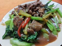牛肉炒芥蓝-辉记潮汕海鲜砂锅粥(市桥店)