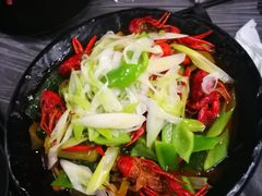 杭味小龙虾-虾易落味(杭州黄龙万科中心店)