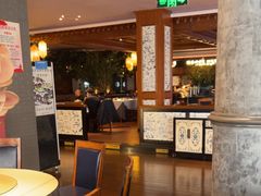 -八府香鸭·啫啫煲(华山路店)