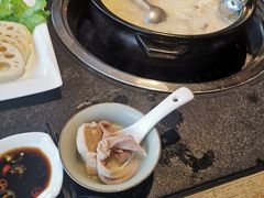 -大匠工房古船木艺术餐厅·猪肚鸡专门店(长白仙岛店)