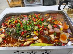 -乡土特色.冷锅鱼.牦牛肉汤锅