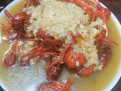 -虾弄弄海派小龙虾·牛羊蝎子火锅